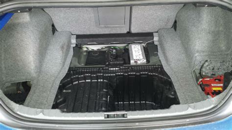 There were many different batteries used in the bmw e90…the best practice is to measure the length of your battery and verify whether it is an agm or lead acid type before ordering. Bmw 3er schlssel batterie wechseln e90