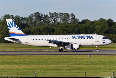 Airbus A320 232 Sunexpress Avion Express Aviation Photo 5676987