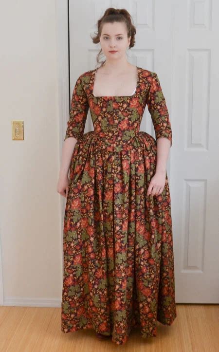 Making An 18th Century Floral Round Gown Angela Claytons Costumery