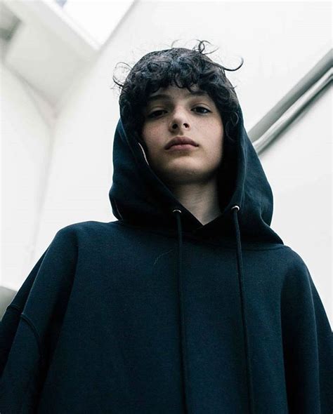 Dark government agencies and seemingly. SadLittleBean ♡ | Netflix stranger things, Stranger things ...