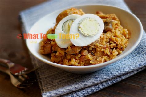 Then add water to the pot, covering the eggs with about an inch or so of water. How To Cook Jollof Rice With Egg Or Boiled Egg / Jollof Rice With Basmati Rice - When cooking ...