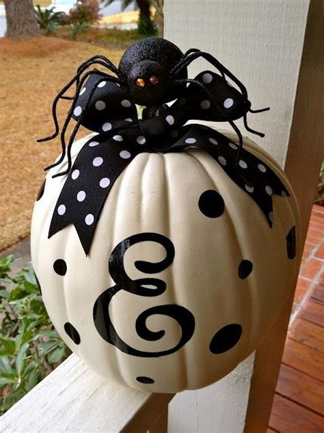 carve pumpkin ideas  halloween decoration hative