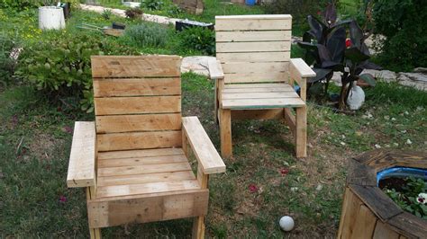 Garden Chairs Made From Recycled Wood Pallets Recycled Wood Garden