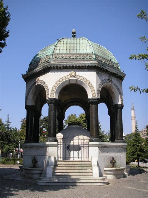 The word hippodrome comes from the greek. File:Hippodrome Constantinople 2007 001.jpg - Wikimedia ...