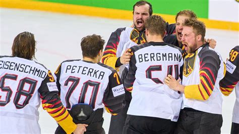 Eishockey Wm News Deutschland Nach Sieg über Schweiz Im Halbfinale