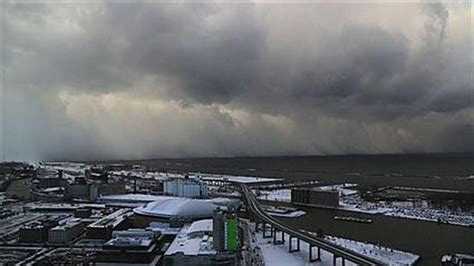 Watch Buffalo Snow Storm Knife Carve Through Wny In Dramatic Time