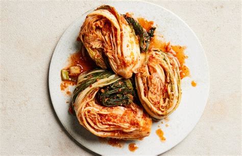 Tongbaechu Kimchi Whole Napa Cabbage Kimchi Recipe With Video Nyt