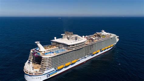 311000660) uploaded by the marinetraffic community. Symphony of the Seas, world's largest cruise ship, kicks ...