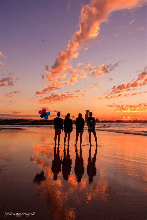 Sunsets Beaches And Friends These Are A Few Of My Favourite Things 💖