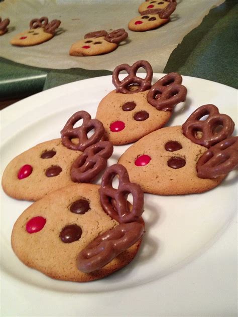 Foodie Funday Sunday Christmas Reindeer Cookies