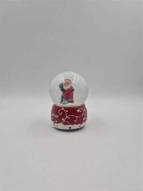 The Christmas Workshop 70939 Musical Traditional Santa Claus Snow Globe
