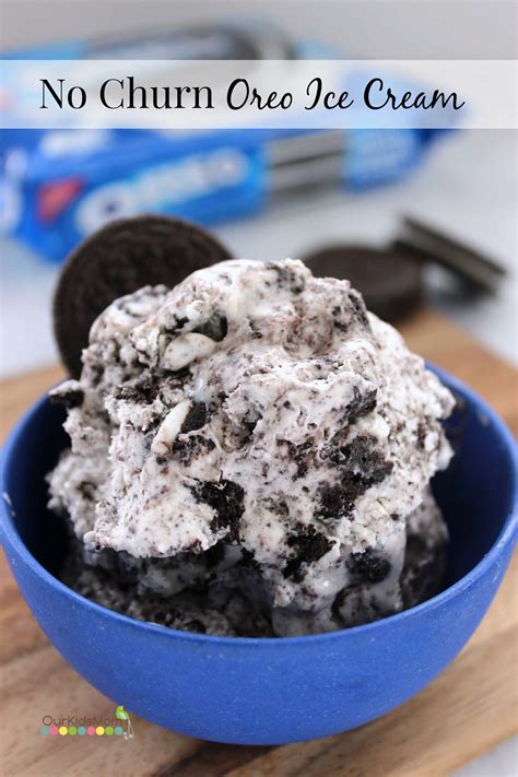 Mix together the cookie crumbles and melted butter in a large bowl. No Churn Oreo Ice Cream Recipe