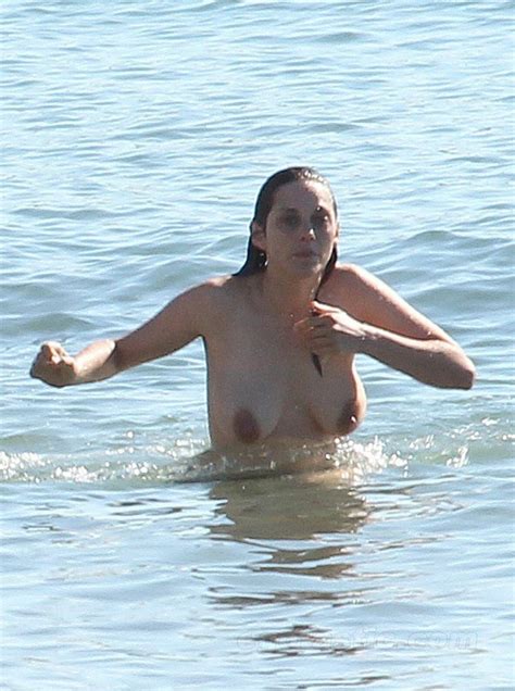 Naked Marion Cotillard In Rust And Bone