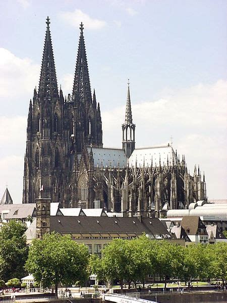 Top 10 Gothic Churches In The World Travel Moments In Time Travel