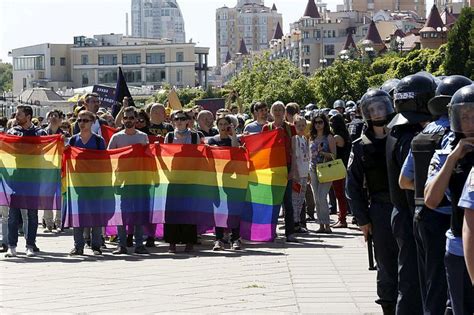 Ucrania 6 Heridos Y 25 Detenidos Por Ataque Homofóbico En Marcha De