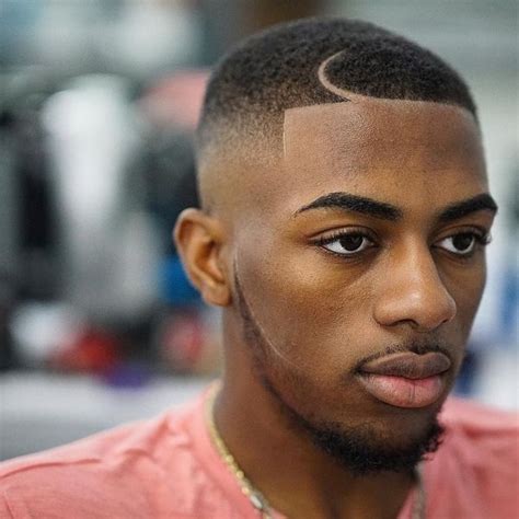 A bald fade, or a cut that fades to skin on the sides, is an easy way to get a clean look without wacky designs or crazy details. Best Taper Fade Haircuts for Men (January 2020)