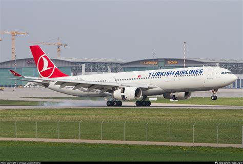 Tc Jnh Turkish Airlines Airbus A330 343 Photo By Enrique Salcedo Puerto