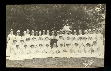 Johns Hopkins Hospital School Of Nursing Class Of 1913 Flickr