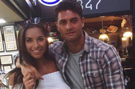 Jess And Mike Love Island Video Appears To Confirm Hook Up Daily Star
