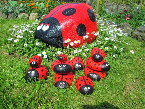 How to diy painted rock flowers garden – Artofit