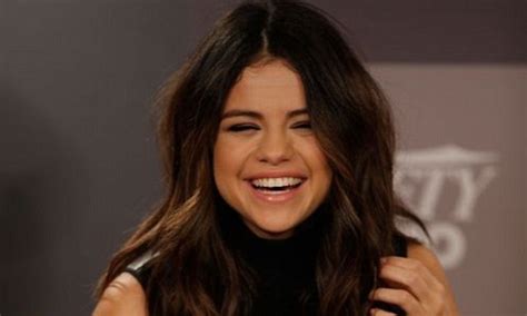 Selena Gomez With Mystery Man Amid Claims She Sent Justin Bieber
