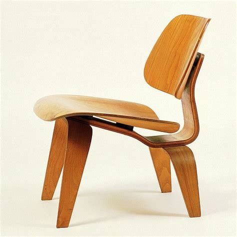 Media plywood with rosewood veneer. LCW (Lounge Chair Wood) | Charles and Ray Eames | Design ...