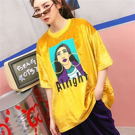 7mang 2019 Summer Streetwear Character Print Tshirt Women Velour Short