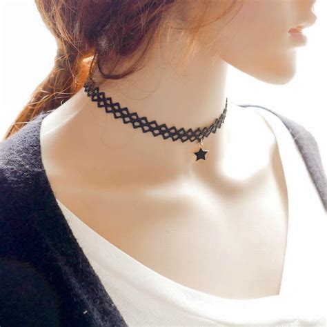Black Lace Choker Necklaces Women Velvet Choker Alloy Pendants