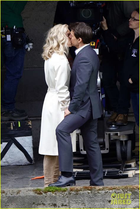Tom Cruise And Vanessa Kirby Share On Set Kiss For Mission Impossible 6
