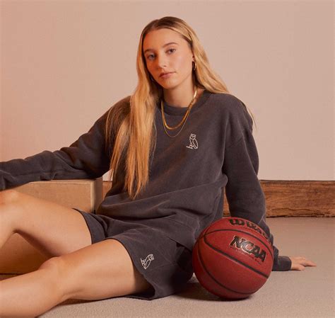 uconn s paige bueckers announces first name image and likeness deal as stockx ‘brand ambassador