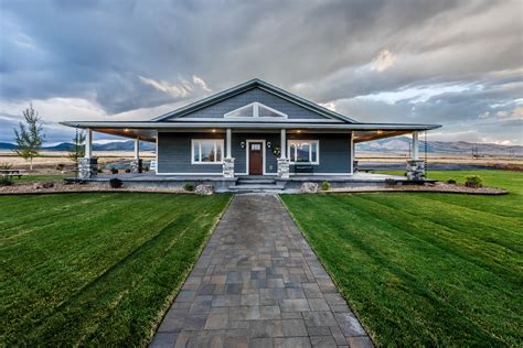 Barndominiums Openfloorplan Look At This Amazing Home From Handh Custom