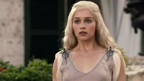 The Evolution Of Game Of Thrones’ Daenerys Targaryen Explained By Her Costumes Vox