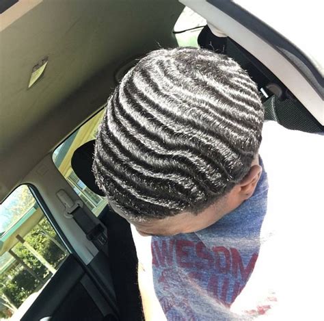 Also mentioned as 360s, waves, or spinnas, 360 waves is one of the most popular black men haircuts. Pin on wavvvy