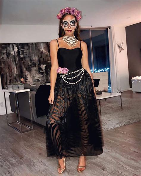 Sydne Style Shows Day Of The Dead Costume Ideas For Halloween