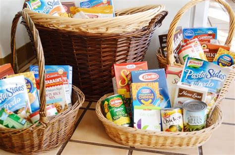 Image Result For Thanksgiving Baskets For The Needy Thanksgiving