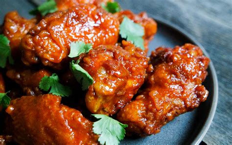 Deep fry chicken wings for approximately eight to 10 minutes in oil that's heated to 375 degrees fahrenheit. ventura99: Chicken Wing Recipes Deep Fried Batter