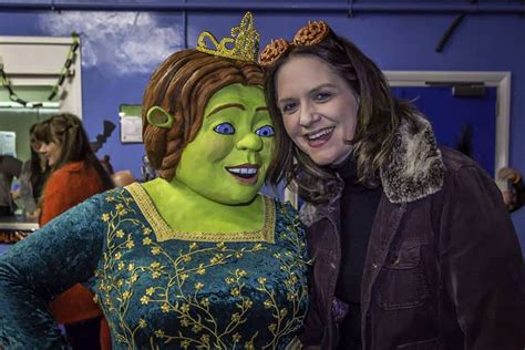 Princess Fiona Shrek Character Movie And Tv Entertainment Uk
