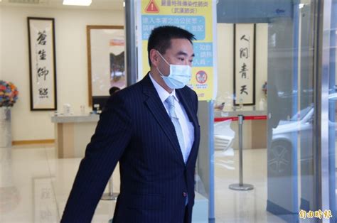 林利及其四妹經 西安 、 迪化 （今烏魯木齊）抵達蘇聯 莫斯科 。. GPS跟監新光金公主判拘役 華南王子林知延赴北檢繳易科罰金 - 社會 - 自由時報電子報