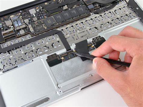 MacBook Air 11" Late 2010 Trackpad Replacement - iFixit Repair Guide