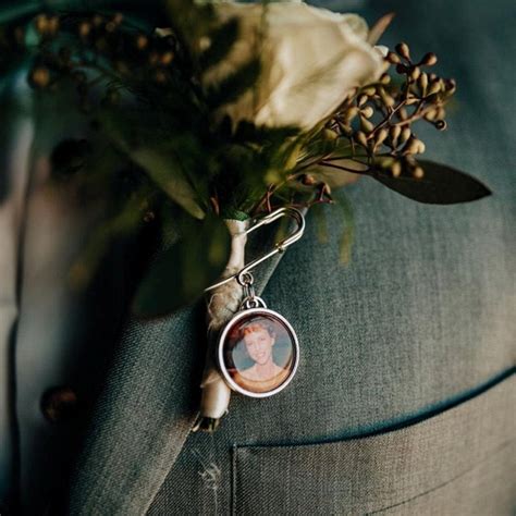 Wedding Bouquet Photo Charm Memorial Pin Groom Boutonniere Etsy