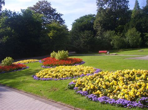 Vor dem betreten dieser wie auch anderer fundstellen sollte eine genehmigung des betreibers bzw. Geologischer Garten Bochum : Trfihi Parks Parks ...