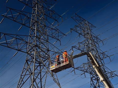 One Year After Its Ipo The Honeymoon May Be Over For Hydro One