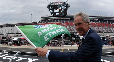 Darrell waltrip is 67 years old (birthdate: Darrell Waltrip receives 2019 NMPA Myers Brothers Award ...