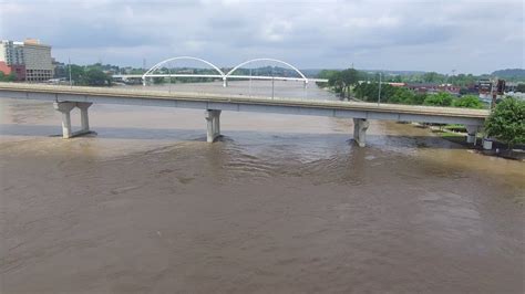 Arkansas River Rises In Little Rock Youtube