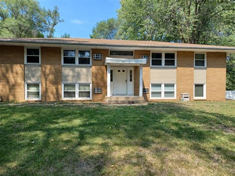 1911 103rd Avenue NW, Coon Rapids, MN 55433 | MLS: 6133717 | Edina Realty