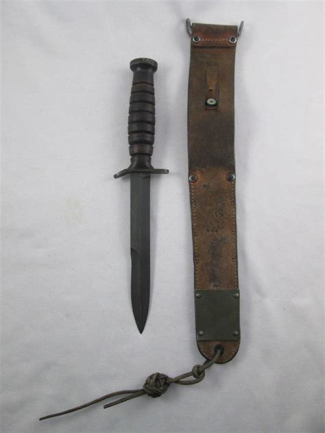 Vintage Wwii 1943 Case Us M3 Trench Fighting Knife And M6 Barwood Sheath