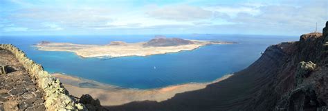Foto Isla De La Graciosa Mirador Del Rio Lanzarote Islas Canarias