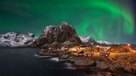 Northern Lights Over Norwegian Village In Winter Hd Wallpaper