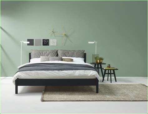 Ein graues schlafzimmer vermittelt bereits auf den ersten blick ruhe und gelassenheit. Schlafzimmer Ideen Grau Grün - schlafzimmer : House und ...