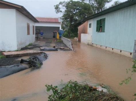 Fotos Chuva Causa Estragos Em Cidades De Sc Fotos Em Santa Catarina G1